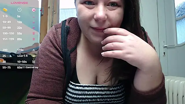 Snapshot of KasiaPrivat chatting on 12-14-24, 08:34 KasiaPrivat online show from 12-14-24, 08:34