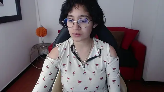 Lili Gomez  online show from 02-01-25, 01:09