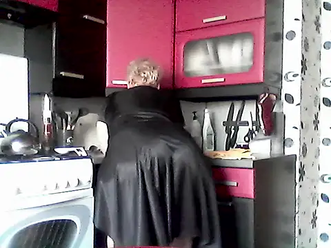 Lisa Suzie online show from 03-11-26, 07:14