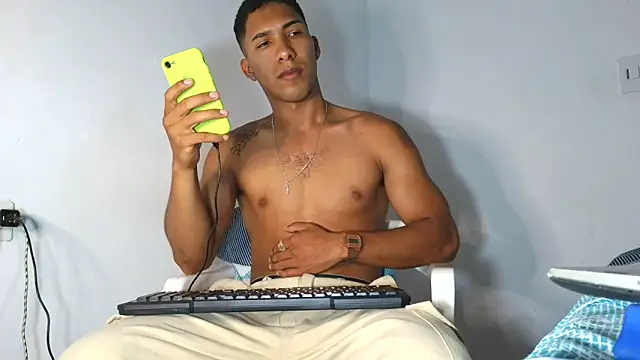 maximo vega newv online show from 12-03-25, 08:51