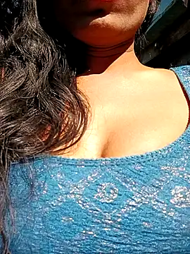 Kajal  Mehra online show from 12-17-25, 07:47