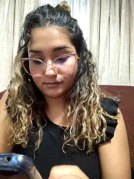 BrendaGirs online show from 10-28-25, 01:53