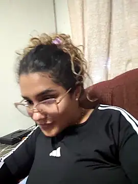 BrendaGirs online show from 12-19-25, 03:57