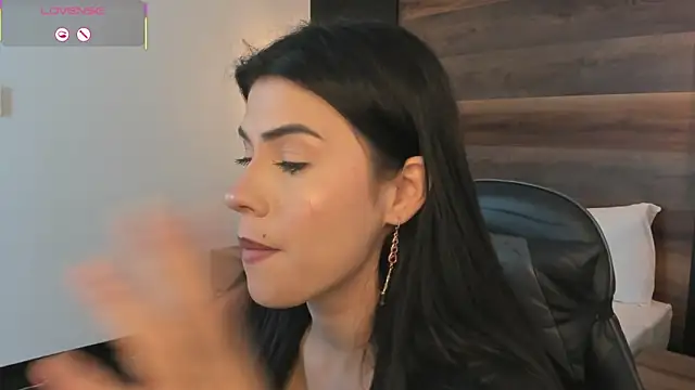 stephanya  online show from 03-06-26, 07:10