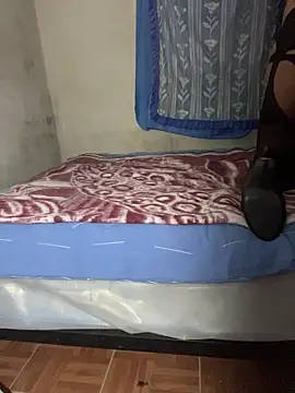 manuamador online show from 03-12-26, 03:45