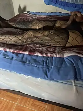 manuamador online show from 04-06-26, 04:46