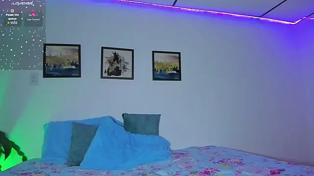 Snapshot of elafranco_ chatting on 11-20-25, 03:50 elafranco online show from 11-20-25, 03:50