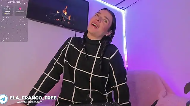 Snapshot of elafranco_ chatting on 02-15-26, 11:56 elafranco online show from 02-15-26, 11:56