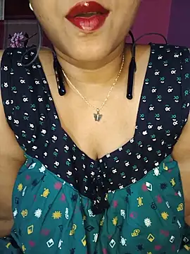 Snapshot of Sexy_Mona_Bhabhi chatting on 06-17-26, 06:53 Sexy Mona Bhabhi online show from 06-17-26, 06:53