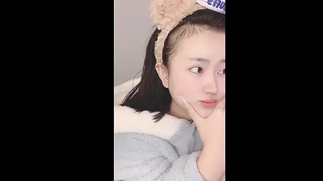 Snapshot of ffccvjsexx chatting on 12-15-24, 03:20 ffccvjsexx online show from 12-15-24, 03:20