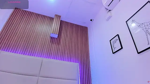 aggy castel online show from 02-23-26, 08:01