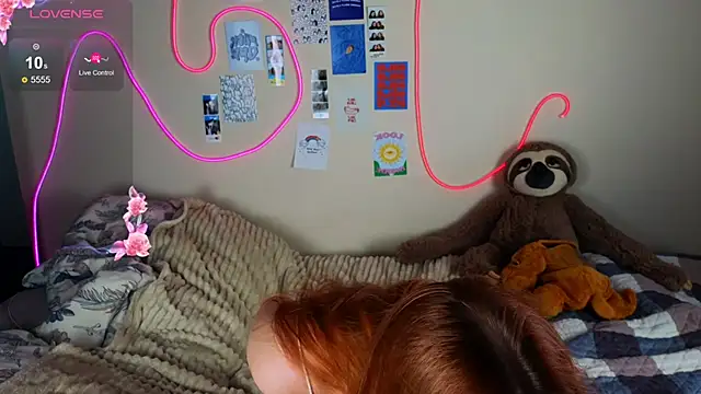 Penny Staaar online show from 02-13-25, 06:38