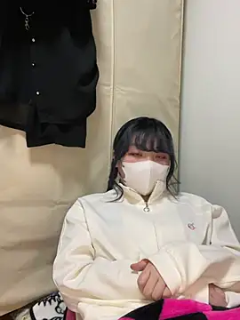 YUNA-yuna online show from 01-25-25, 04:24