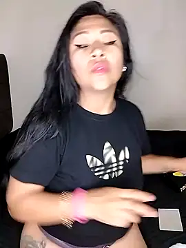 Snapshot of ineliveca chatting on 01-04-25, 12:59 ineliveca online show from 01-04-25, 12:59