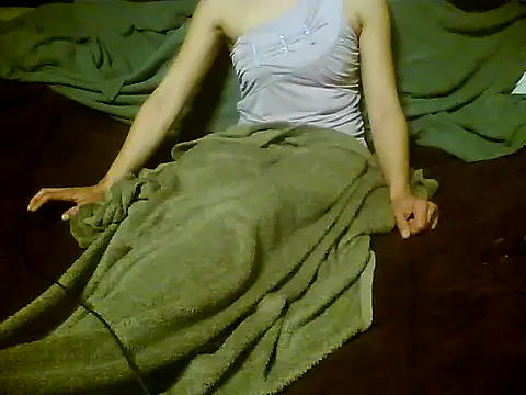 Snapshot of fuckingcoupl chatting on 01-25-25, 04:13 fuckingcoupl online show from 01-25-25, 04:13