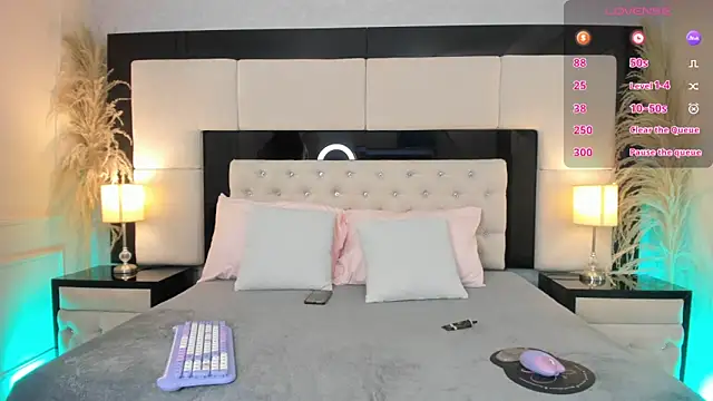 CarlaRossi  online show from 03-05-26, 07:54