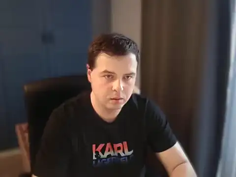 CuteMan33 online show from 11-10-25, 01:43