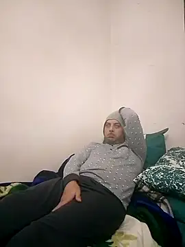 Snapshot of arabian82 chatting on 12-12-24, 10:31 arabian82 online show from 12-12-24, 10:31