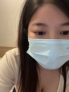 Snapshot of lululu-sweet chatting on 12-18-24, 05:21 lululu-sweet online show from 12-18-24, 05:21