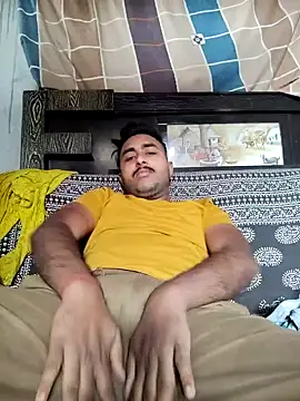 Snapshot of Rainted_Boyfriend_00x chatting on 03-11-25, 04:21 Rainted Boyfriend 00x online show from 03-11-25, 04:21