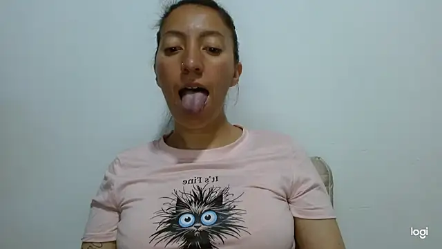 Snapshot of kaybabyhot chatting on 06-23-26, 09:24 kaybabyhot online show from 06-23-26, 09:24