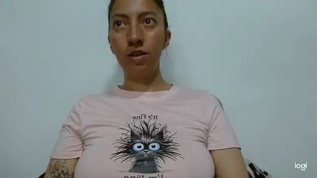 Snapshot of kaybabyhot chatting on 06-24-26, 04:28 kaybabyhot online show from 06-24-26, 04:28