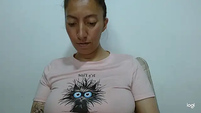 Snapshot of kaybabyhot chatting on 06-25-26, 07:51 kaybabyhot online show from 06-25-26, 07:51