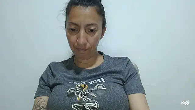 Snapshot of kaybabyhot chatting on 07-06-26, 10:01 kaybabyhot online show from 07-06-26, 10:01