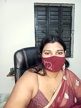 Snapshot of Hot-Angel_ chatting on 03-06-25, 06:37 Hot-Angel online show from 03-06-25, 06:37