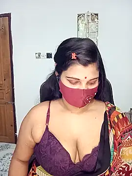 Snapshot of Hot-Angel_ chatting on 10-12-25, 04:39 Hot-Angel online show from 10-12-25, 04:39