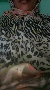 Snapshot of RupaSharma chatting on 12-23-24, 05:39 RupaSharma online show from 12-23-24, 05:39