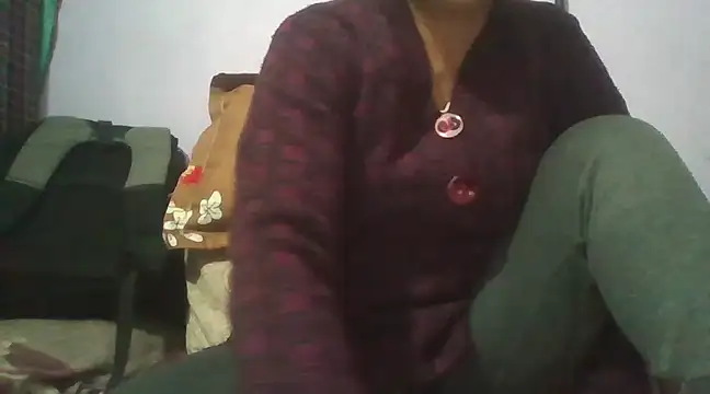 Snapshot of RupaSharma chatting on 12-30-24, 04:08 RupaSharma online show from 12-30-24, 04:08