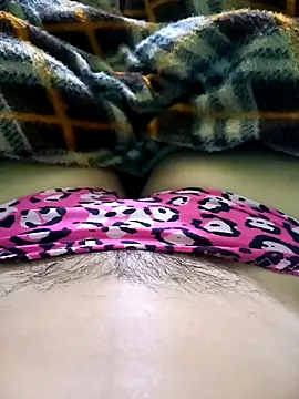 Snapshot of RupaSharma chatting on 01-21-25, 02:05 RupaSharma online show from 01-21-25, 02:05