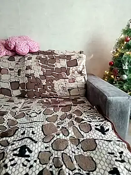 Miranda Nancy online show from 12-21-24, 08:28