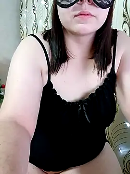 Miranda Nancy online show from 12-21-24, 04:57