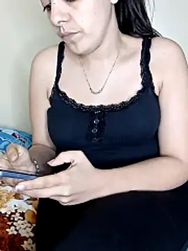 Snapshot of ShadiaStar chatting on 03-11-26, 07:09 ShadiaStar online show from 03-11-26, 07:09