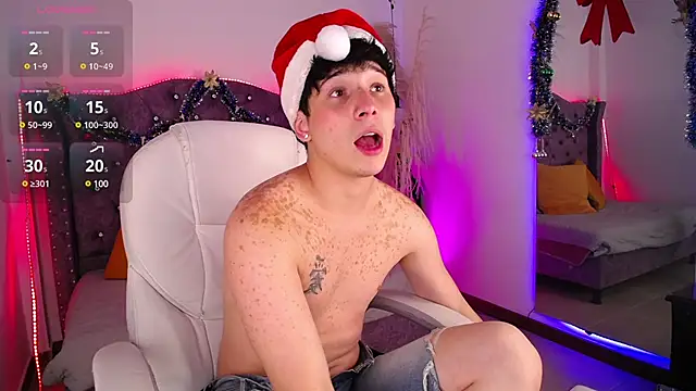 Snapshot of JustinMiller__ chatting on 12-20-24, 05:36 JustinMiller online show from 12-20-24, 05:36