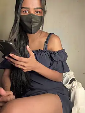 Snapshot of Teena_girl chatting on 03-08-25, 04:34 Teena girl online show from 03-08-25, 04:34