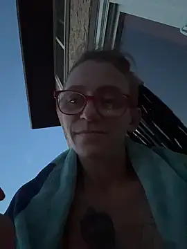 Stonermama666420 online show from 05-19-26, 04:08