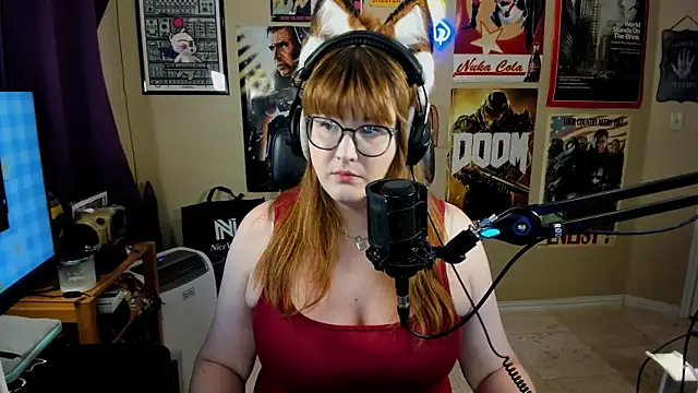 Snapshot of HannahCastle96 chatting on 07-26-26, 02:42 HannahCastle96 online show from 07-26-26, 02:42
