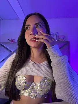 Melody 04 online show from 11-21-25, 04:22