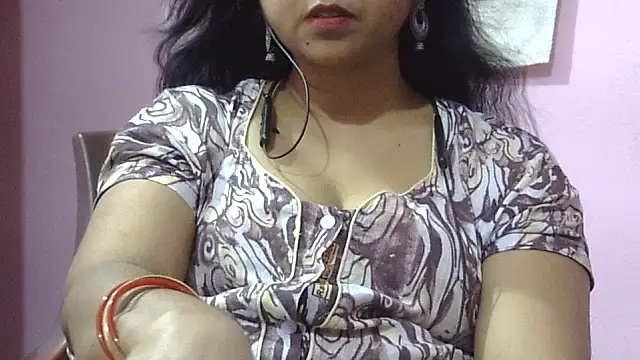 Snapshot of Suhana-sapna chatting on 04-25-26, 02:03 Suhana-sapna online show from 04-25-26, 02:03