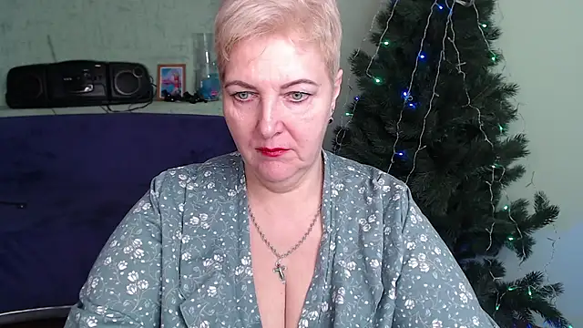 Snapshot of Sandra_Snow chatting on 12-26-24, 06:33 Sandra Snow online show from 12-26-24, 06:33