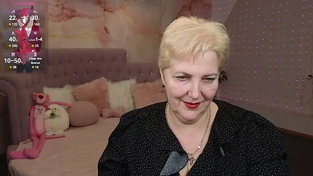 Snapshot of Sandra_Snow chatting on 01-31-25, 08:54 Sandra Snow online show from 01-31-25, 08:54