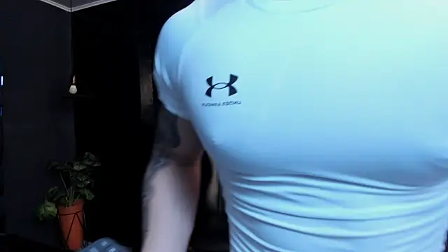 Flynn Riider online show from 11-04-25, 05:23