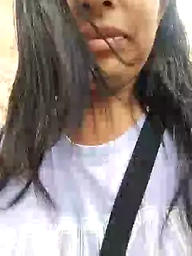 Danna-linyi online show from 12-20-24, 08:34