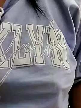 Danna-linyi online show from 12-25-24, 04:00