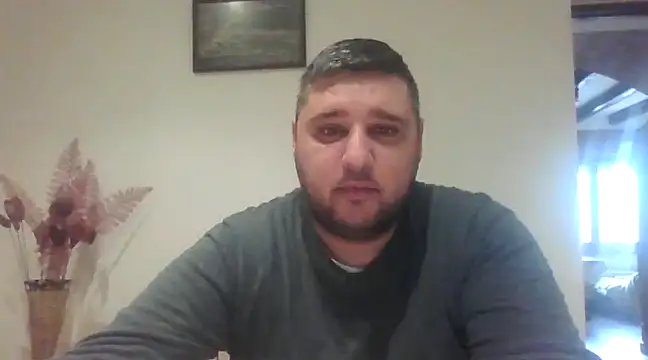  revianzip1 online show from 12-10-24, 10:06