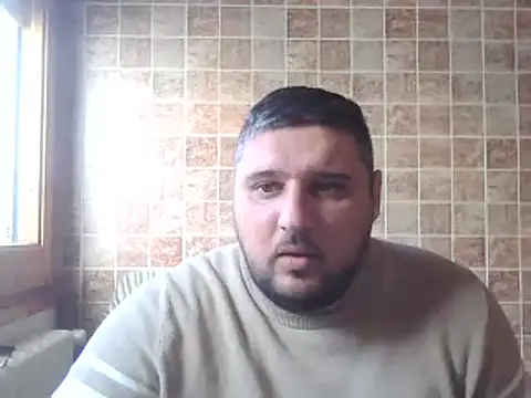  revianzip1 online show from 02-03-25, 02:55