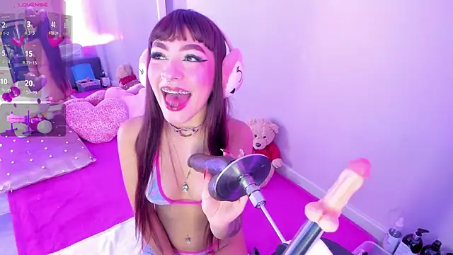 candy  monroe online show from 04-04-26, 04:04